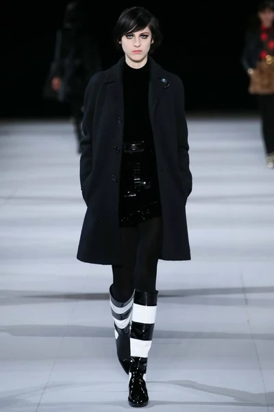 Look 13